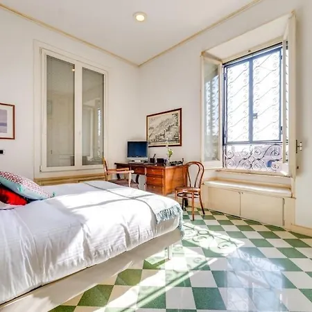 Volturno's Unique View Apartment *