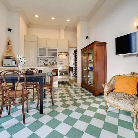 Volturno's Unique View Rom